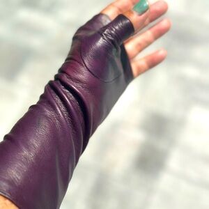 Carolina Amato doeskin fingerless gloves 7.5